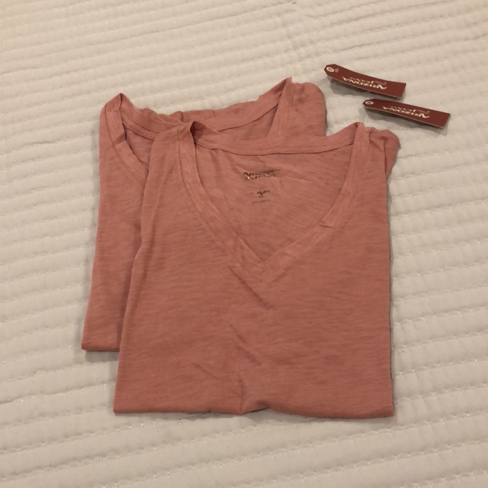 Size Juniors Large Arizona Amazing vee t-shirt Gentle Rose (2) avail.